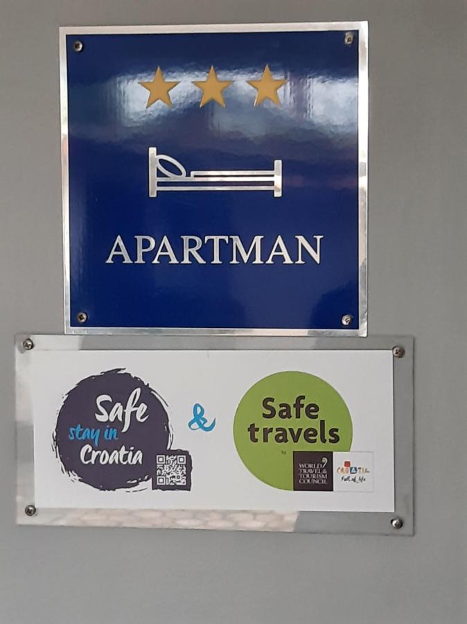 Apartman Olga Umag Eksteriør bilde