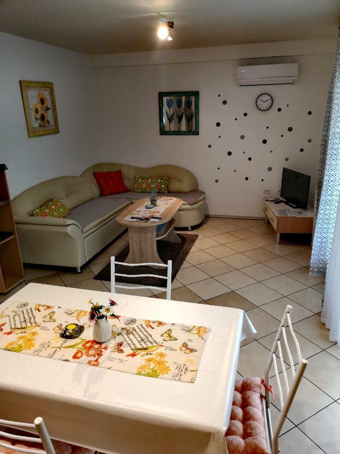 Apartman Olga Umag Eksteriør bilde